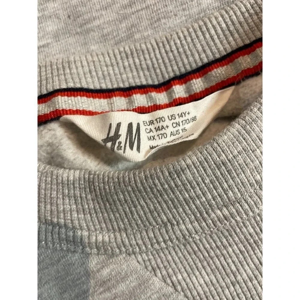 H&M‎ Boys Grey USA NYC Sequin Graphic Crewneck Sweatshirt Size 14Y+